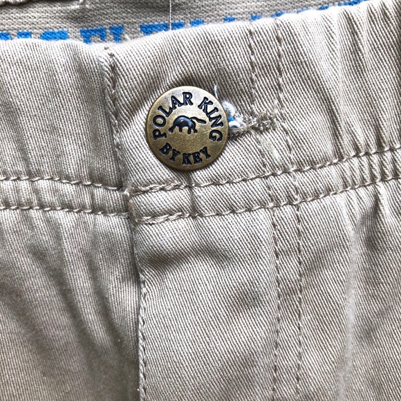 POLAR KING by KEY | Mens flex movement cargo khaki shorts - Picture 11 of 13